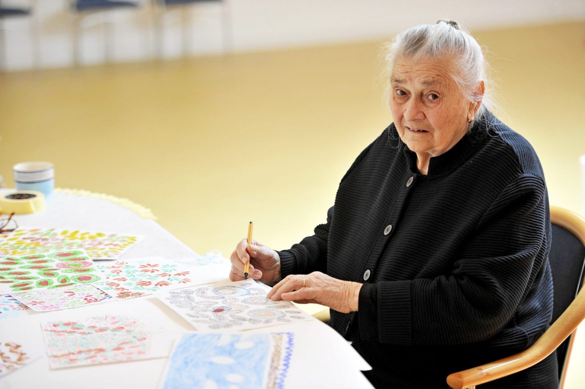 Baka Mara prava je inspiracija: ostala je bez muža, unuka i sina, izgubila volju za sve, a onda se odlučila ‘odaprit’. Na pragu 90-ih otkrila je strast zbog koje noćima ne spava…